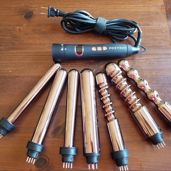 Foxybae rose gold titanium 7-in-1 curling rod - Picture 3 of 3